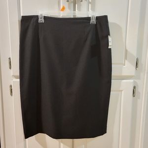 Kasper Black Women's Skirt Size 12 NWT